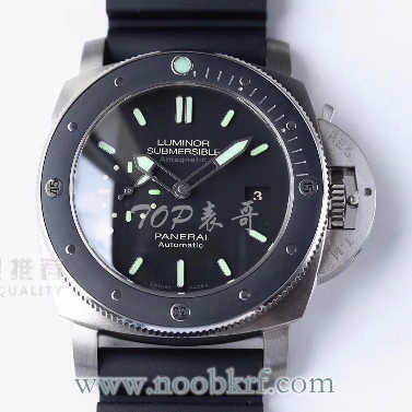 VS沛纳海389钛合金腕表47毫米表径