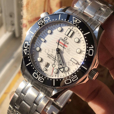 VS厂欧米茄海马300白盘 熊猫面