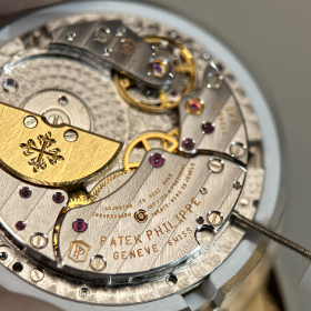 PPF厂百达翡丽定制改装替用平替5712A版本cnc表壳超级240机芯4砝码8砝码真刻字夹板