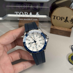 BLS工厂百年灵超级海洋系列42毫米cal.17机芯白盘腕表