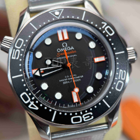 GF工厂OR工厂欧米茄全新海马300橙针心想事成（橙）一体8806机芯无历款马龙同款欧米茄