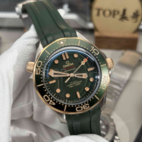 OR厂欧米茄全新海马300 007无暇赴死青铜金绿盘绿铜金一体8806机芯对比VS工厂欧米茄真假对比评测